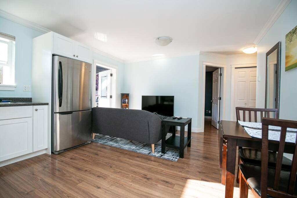 Appartement Great 1-bedroom Near Downtown Langford Victoria